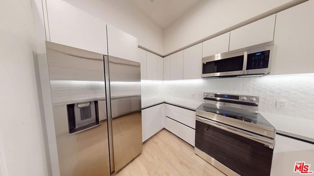 414 N Orange Street 209, Glendale, CA 91203