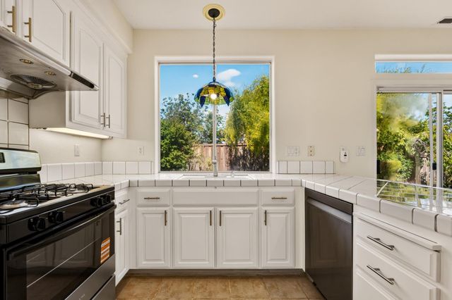 19243 Dovewood Court, Salinas, CA 93908