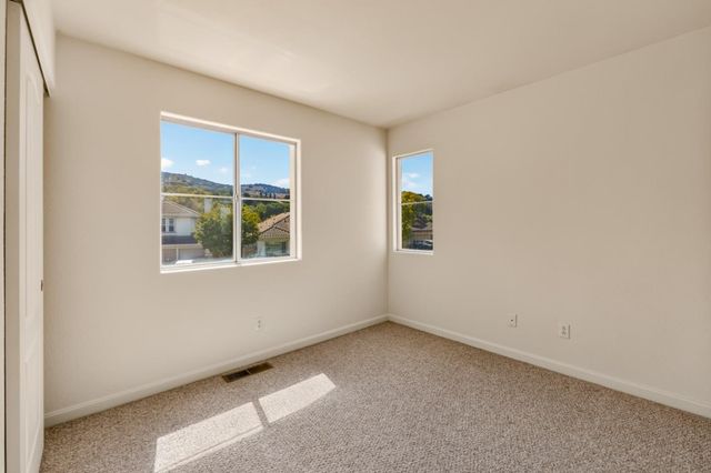 19243 Dovewood Court, Salinas, CA 93908