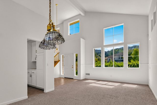19243 Dovewood Court, Salinas, CA 93908