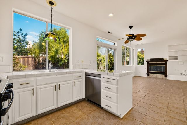 19243 Dovewood Court, Salinas, CA 93908