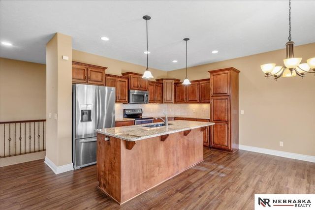4905 Waterford Avenue, Bellevue, NE 68123