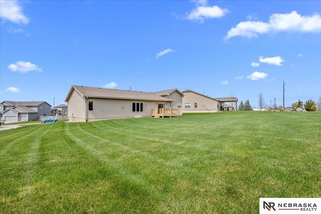 4905 Waterford Avenue, Bellevue, NE 68123