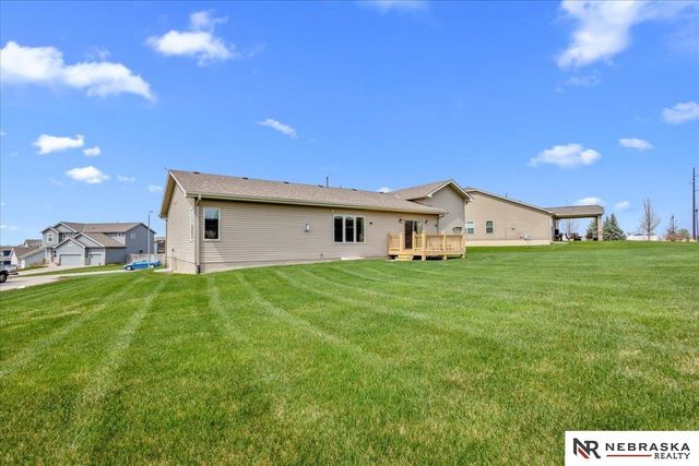 4905 Waterford Avenue, Bellevue, NE 68123