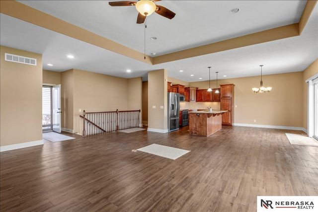 4905 Waterford Avenue, Bellevue, NE 68123