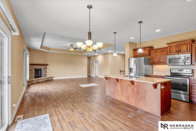 4905 Waterford Avenue, Bellevue, NE 68123