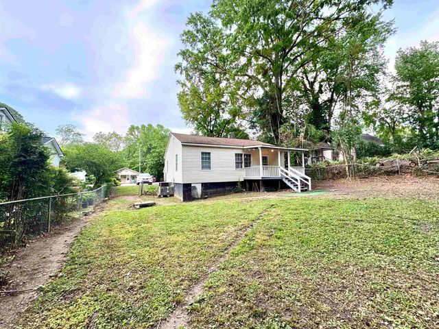 412 E Montgomery Street, Gaffney, SC 29340