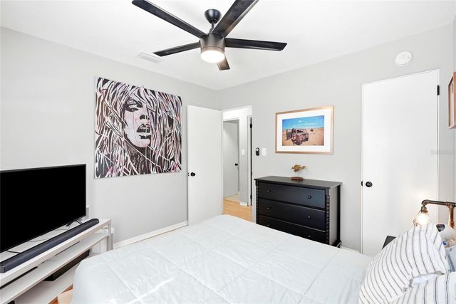 3220 16TH STREET N, St Petersburg, FL 33704