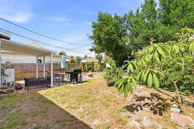 3220 16TH STREET N, St Petersburg, FL 33704