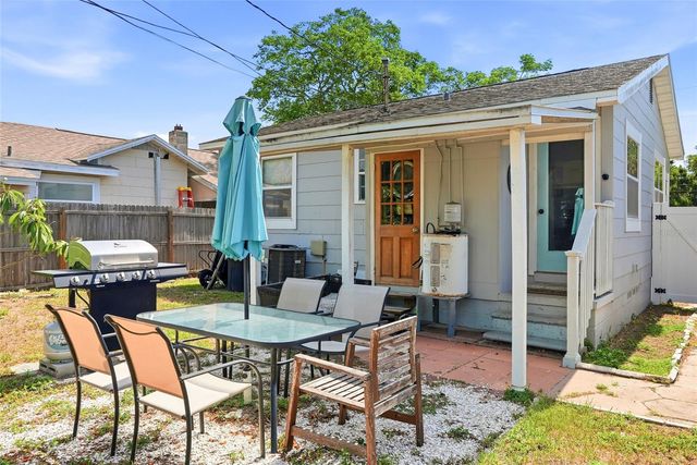 3220 16TH STREET N, St Petersburg, FL 33704