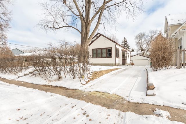 4121 2nd Street NE, Columbia Heights, MN 55421