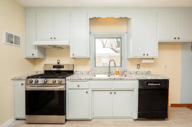 4121 2nd Street NE, Columbia Heights, MN 55421