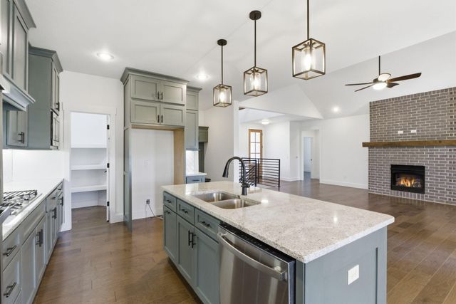4230 Tuscany Circle, Ozark, MO 65721