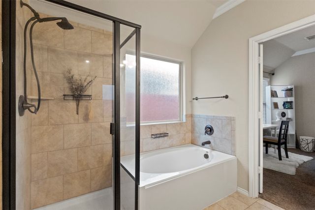 617 Wounded Knee Drive, Aubrey, TX 76227