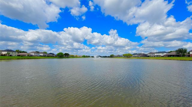 2102 Indian Clearing Trail, Rosenberg, TX 77471