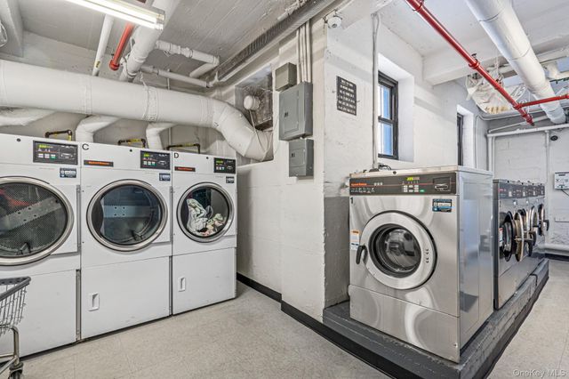 25-34 Union Street 5G, Flushing, NY 11354