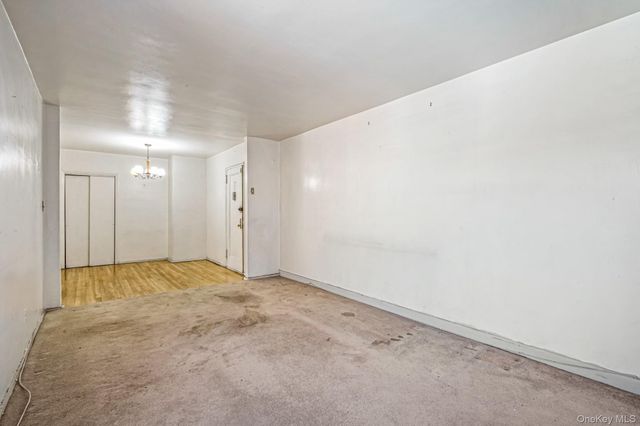 25-34 Union Street 5G, Flushing, NY 11354