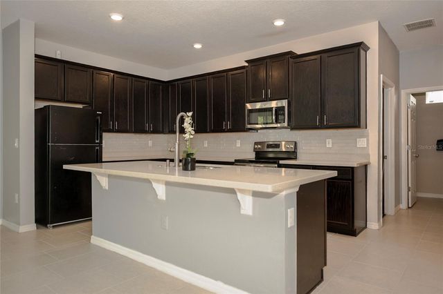 633 OGELTHORPE DRIVE, Davenport, FL 33897