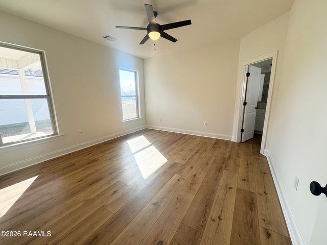 109 Lotus Street, Broussard, LA 70518