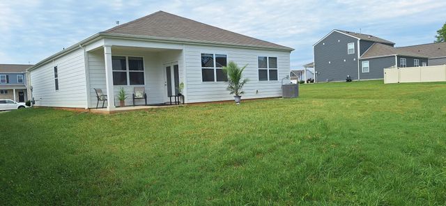 123 Saddle Horse Ln, Murfreesboro, TN 37129