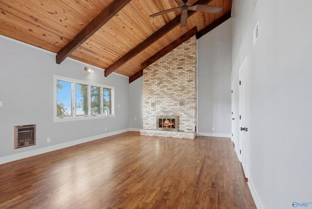 860 Snug Harbor Road, Grant, AL 35747
