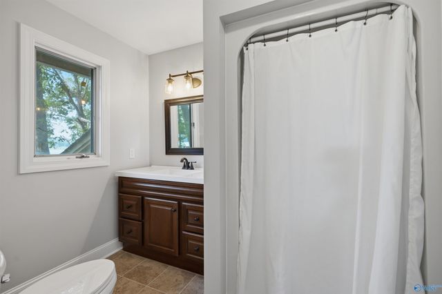 860 Snug Harbor Road, Grant, AL 35747