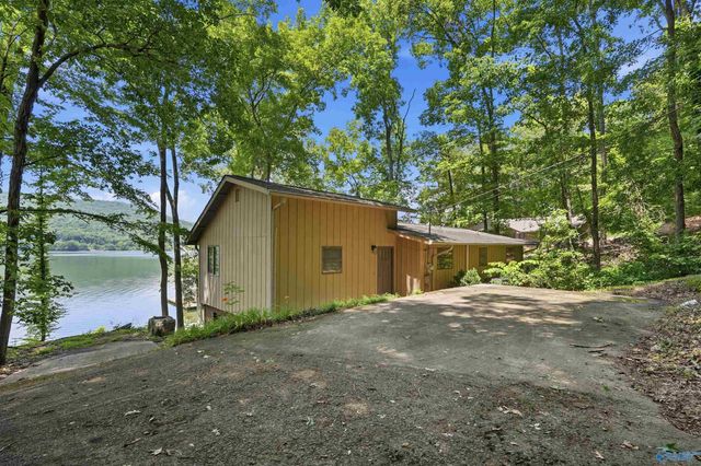 860 Snug Harbor Road, Grant, AL 35747