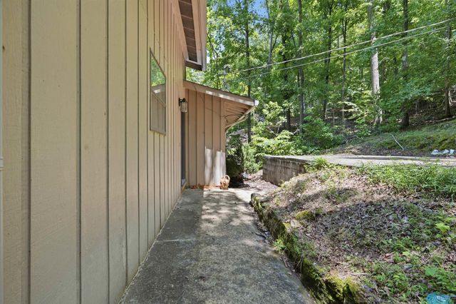 860 Snug Harbor Road, Grant, AL 35747