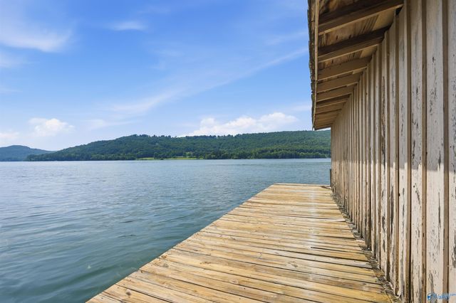 860 Snug Harbor Road, Grant, AL 35747