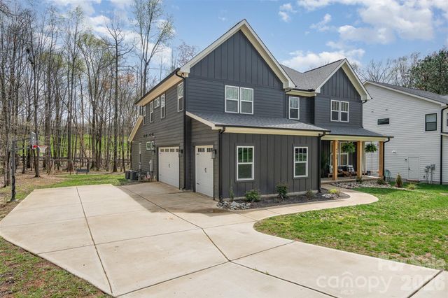 4125 Spring Street, Matthews, NC 28105