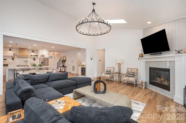 4125 Spring Street, Matthews, NC 28105