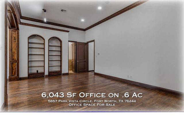 5857 Park Vista Circle, Fort Worth, TX 76244