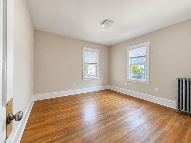 2 Laban Pratt Rd 2, Boston, MA 02122