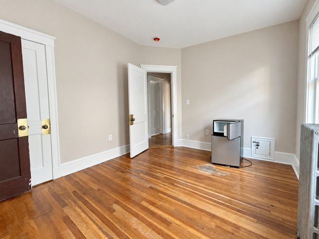 2 Laban Pratt Rd 2, Boston, MA 02122