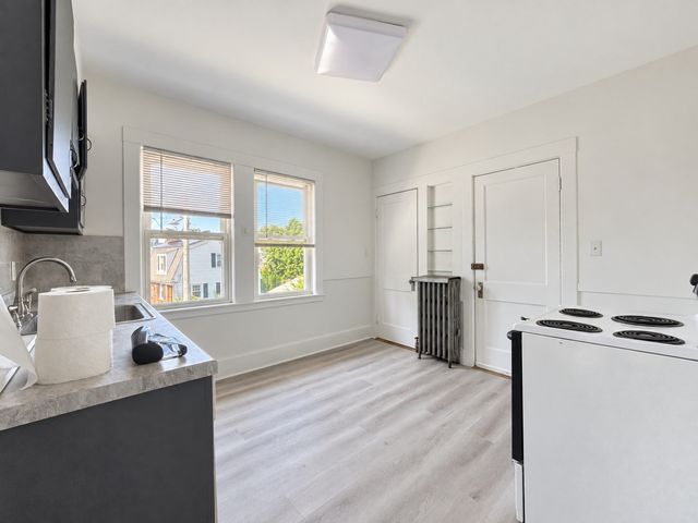 2 Laban Pratt Rd 2, Boston, MA 02122