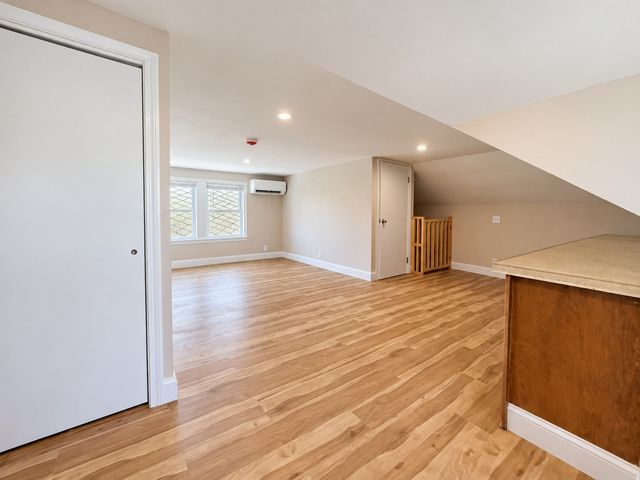 2 Laban Pratt Rd 2, Boston, MA 02122