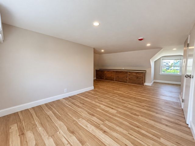 2 Laban Pratt Rd 2, Boston, MA 02122