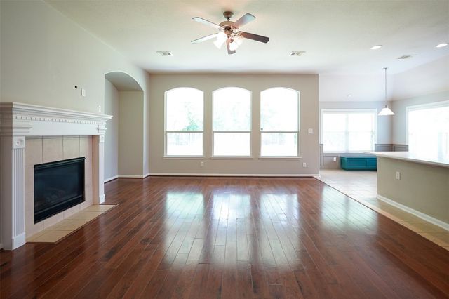 28038 Emma Gardens Lane, Spring, TX 77386