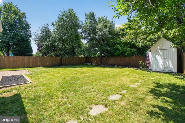 6410 CAVALIER DR, Alexandria, VA 22307