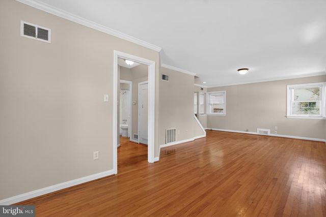 6410 CAVALIER DR, Alexandria, VA 22307