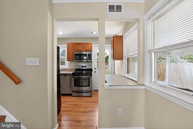 6410 CAVALIER DR, Alexandria, VA 22307