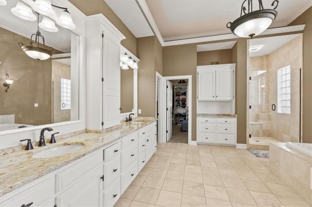 14001 DEARBORN Street, Overland Park, KS 66223