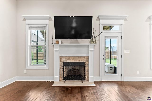 240 Lydia Drive, Bonaire, GA 31005