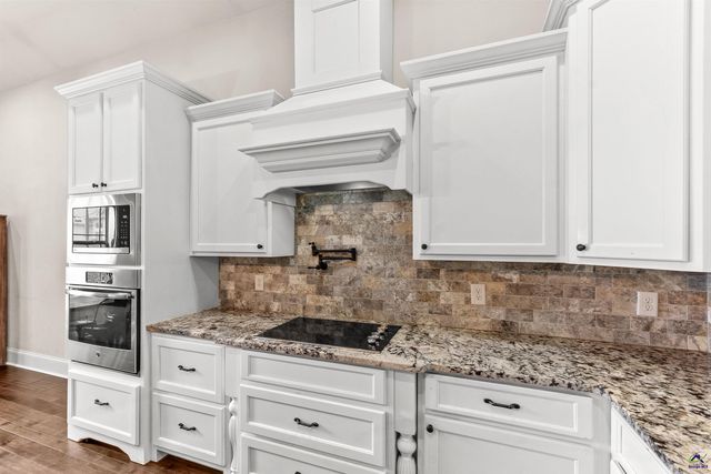 240 Lydia Drive, Bonaire, GA 31005