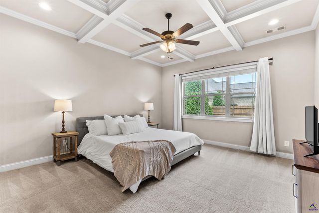 240 Lydia Drive, Bonaire, GA 31005