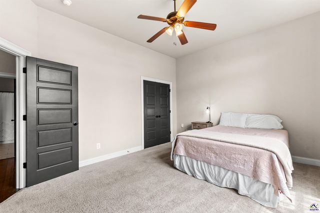 240 Lydia Drive, Bonaire, GA 31005