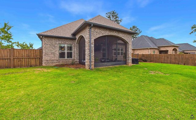 240 Lydia Drive, Bonaire, GA 31005