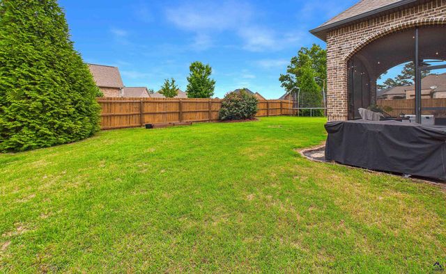 240 Lydia Drive, Bonaire, GA 31005