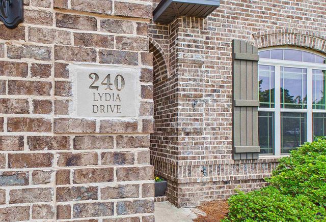 240 Lydia Drive, Bonaire, GA 31005