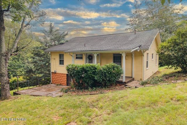 1211 Moses Ave, Knoxville, TN 37921